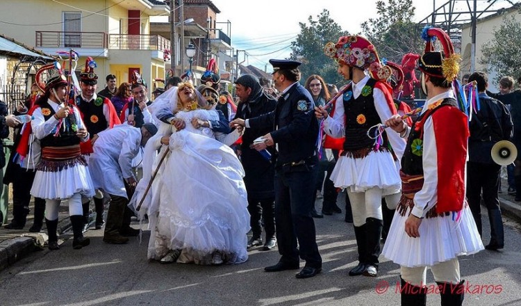 Οι Μωμόγεροι επιστρέφουν στην Ανατολή Ιωαννίνων - Cover Image