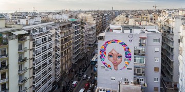 Ένα «Πορτρέτο της Θεσσαλονίκης» είναι η νέα τοιχογραφία στο κέντρο της πόλης