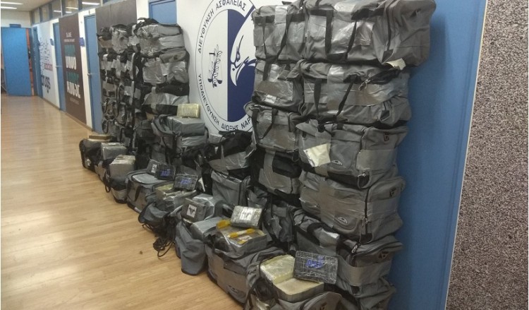 Πώς η ΕΛΑΣ εντόπισε την ποσότητα-μαμούθ κοκαΐνης στον Αστακό Αιτωλοακαρνανίας