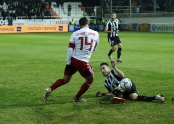 Super League: Εκτός έδρας νίκες για Ολυμπιακό και ΠΑΟΚ