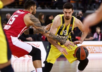 Ολυμπιακός-Φενέρμπαχτσε 87-96: Η ευστοχία στα τρίποντα έδωσε τη νίκη (βίντεο)