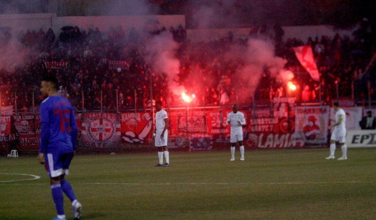 Super League: Λαμία-Ολυμπιακός 0-4