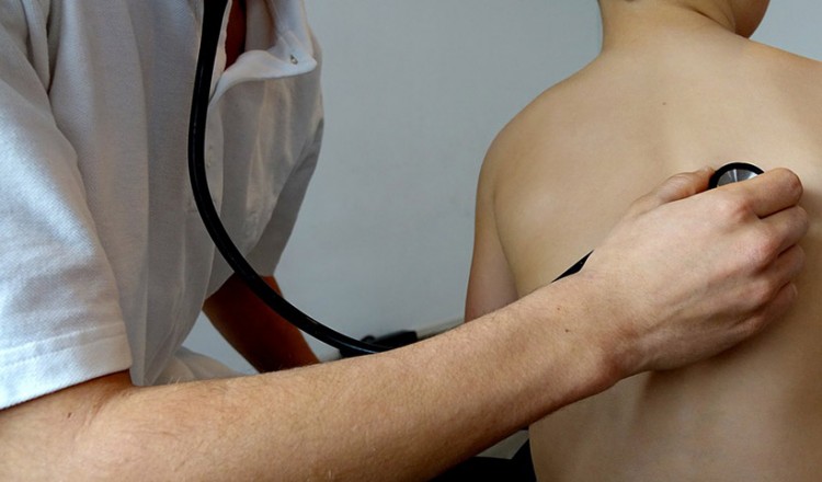 Καθιερώνονται επισκέψεις παιδιάτρων στους βρεφονηπιακούς σταθμούς ΟΑΕΔ