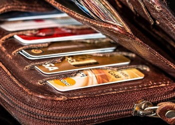 Οι τράπεζες αντικατέστησαν 15.000 κάρτες μετά την υποκλοπή στοιχείων