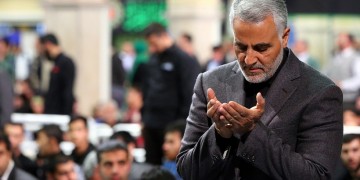 Ποιος ήταν ο Κασέμ Σουλεϊμανί, ο πανίσχυρος υποστράτηγος του Ιράν με τη φήμη ροκ σταρ