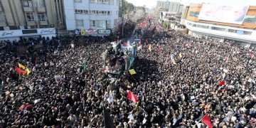 Ιράν: 56 νεκροί από το ποδοπάτημα στην Κερμάν κατά την κηδεία του Σουλεϊμανί