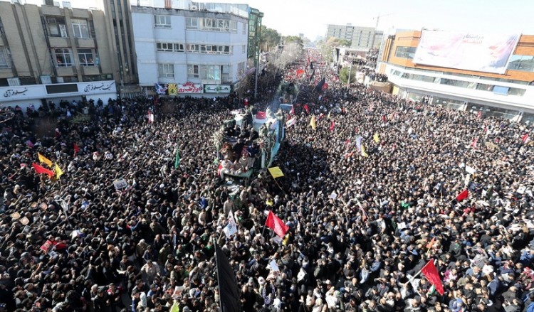 Ιράν: 56 νεκροί από το ποδοπάτημα στην Κερμάν κατά την κηδεία του Σουλεϊμανί