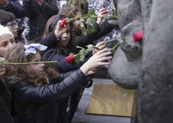 Η Θεσσαλονίκη τίμησε τη μνήμη των θυμάτων του Ολοκαυτώματος (φωτο)