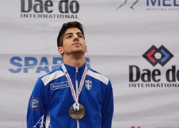 Καράτε: Χάλκινο μετάλλιο ο Ξένος στο Παρίσι (βίντεο)