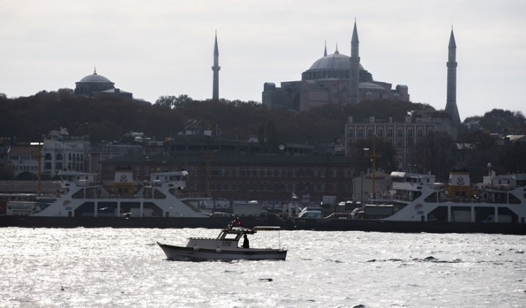 Ημερίδα του Πανεπιστημίου Κωνσταντινούπολης για τους Πολίτες λογοτέχνες και ποιητές