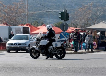 Νέα έφοδος ελεγκτών στο παζάρι του Σχιστού