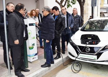 Στην Καρδίτσα ο πρώτος δημοτικός σταθμός φόρτισης ηλεκτρικών αυτοκινήτων για όλη τη Θεσσαλία
