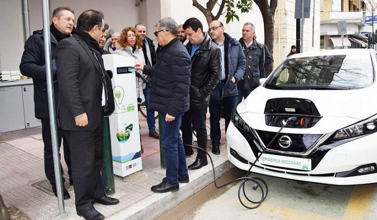 Στην Καρδίτσα ο πρώτος δημοτικός σταθμός φόρτισης ηλεκτρικών αυτοκινήτων για όλη τη Θεσσαλία