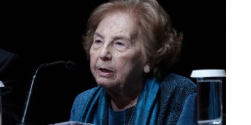 Πέθανε η αγαπημένη συγγραφέας Άλκη Ζέη