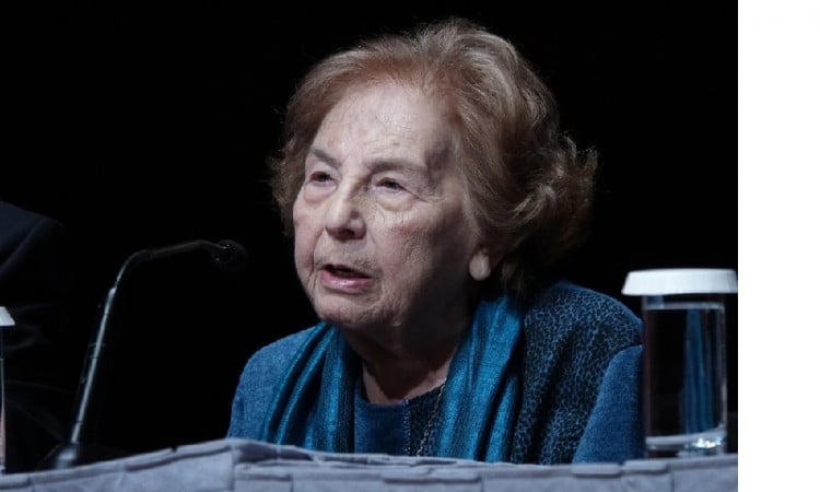 Πέθανε η αγαπημένη συγγραφέας Άλκη Ζέη