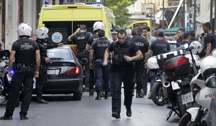 Σοβαρά επεισόδια ανάμεσα σε Έλληνες και Πακιστανούς στη Μεσαρά