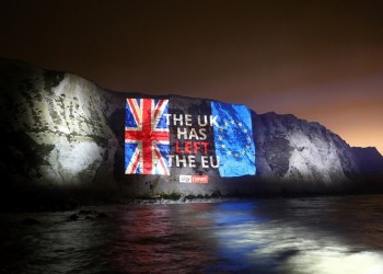 Brexit: Η Βρετανία εκτός Ευρωπαϊκής Ένωσης – Οι αντιδράσεις του πολιτών και πολιτικών (βίντεο, φωτο)