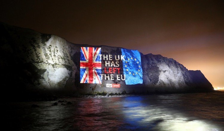 Brexit: Η Βρετανία εκτός Ευρωπαϊκής Ένωσης – Οι αντιδράσεις του πολιτών και πολιτικών (βίντεο, φωτο)