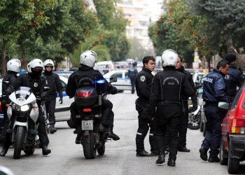 Ένταση μεταξύ διαδηλωτών και πιστών στον Προφήτη Ηλία Ηλιούπολης 2
