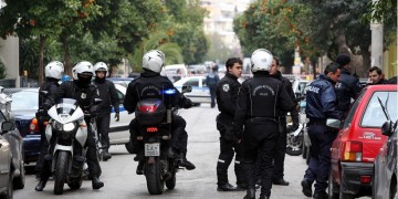 Ένταση μεταξύ διαδηλωτών και πιστών στον Προφήτη Ηλία Ηλιούπολης 2