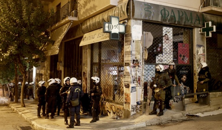 Νέα αστυνομική επιχείρηση σε υπό κατάληψη κτήριο στα Εξάρχεια 7