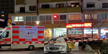 Γερμανία: Μακελειό με 9 νεκρούς από επιθέσεις ενόπλου έξω από μπαρ