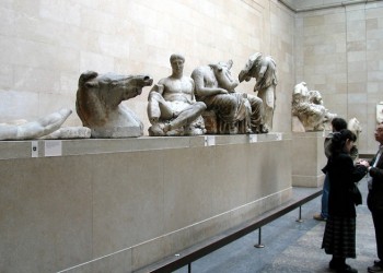 Sunday Times: Μπόρις Τζόνσον, «να επιστρέψεις τα γλυπτά» στην Ελλάδα