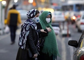 Covid-19: Επανέρχονται τα υγειονομικά μέτρα σε πολλές χώρες