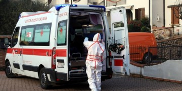Αυξάνονται οι νεκροί από τον κορονοϊό στην Ιταλία