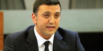 Βιντεοκλήση Κικίλια με τον 25χρονο που νόσησε από κορονοϊό και είχε διασωληνωθεί