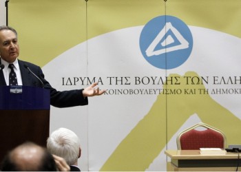 Ο καθηγητής Πασχάλης Κιτρομηλίδης εξελέγη τακτικό μέλος της Ακαδημίας Αθηνών