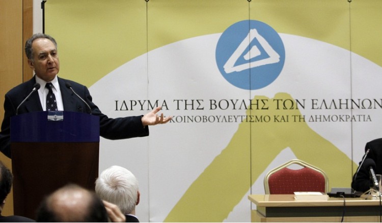 Ο καθηγητής Πασχάλης Κιτρομηλίδης εξελέγη τακτικό μέλος της Ακαδημίας Αθηνών