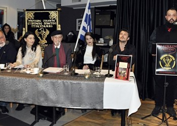 Το «Κόκκινο ποτάμι» γέμισε συγκίνηση και τη Στοκχόλμη (φωτο)