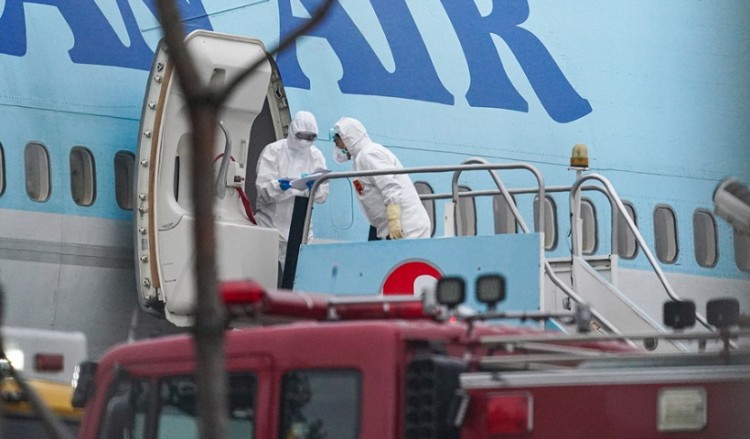 Κορονοϊός: Έλληνας σε πτήση επαναπατρισμού Ευρωπαίων από την Κίνα