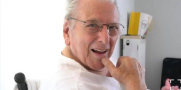 Η Αλίκη Κατσαβού για τον Κώστα Βουτσά: Θα ζεις στην καρδιά μου και στο γέλιο του Φοίβου μας