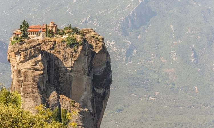 Καιρός: Ανεβαίνει η θερμοκρασία σήμερα