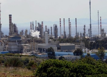 Motor Oil: Διασωληνωμένοι 4 εργαζόμενοι μετά από φωτιά στις εγκαταστάσεις