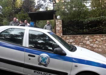 Πληροφορίες για διάρρηξη στο σπίτι της Ελένης Τουλουπάκη 2