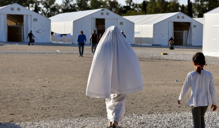 Προσφυγικό: Επίταξη ακινήτων και εκτάσεων για κλειστές δομές φιλοξενίας αιτούντων άσυλο