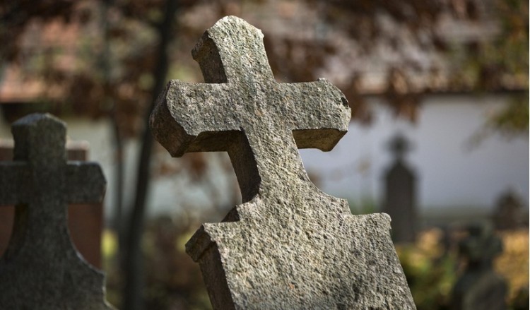 Επίθεση σε χριστιανικό νεκροταφείο στην Τραπεζούντα