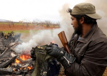 Ο συριακός στρατός διαμηνύει στην Τουρκία ότι θα συνεχίσει να απαντάει στις επιθέσεις