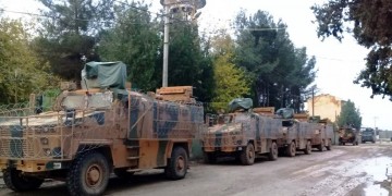 Μεταφορά τουρκικών στρατευμάτων από τον Έβρο στα σύνορα με τη Συρία