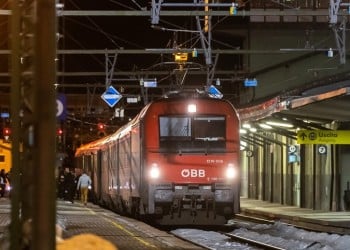 Covid-19: Η Αυστρία διέκοψε για 4 ώρες όλες τις σιδηροδρομικές συνδέσεις με την Ιταλία