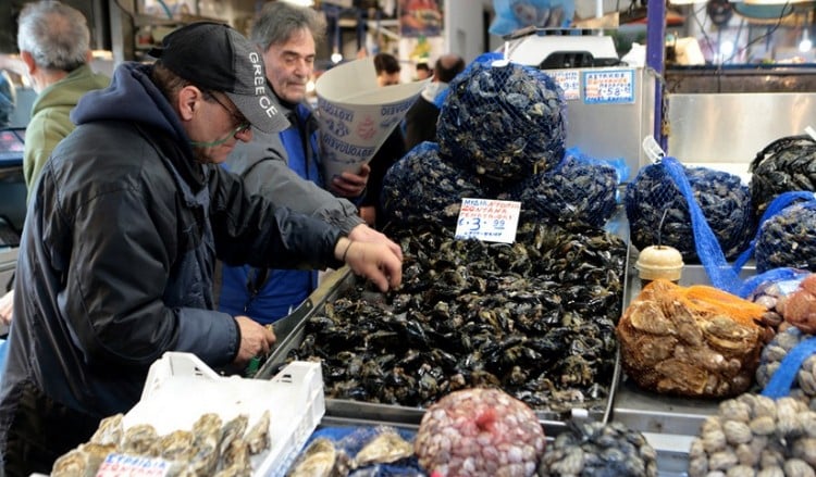 Πώς θα λειτουργήσουν τα καταστήματα την Καθαρά Δευτέρα