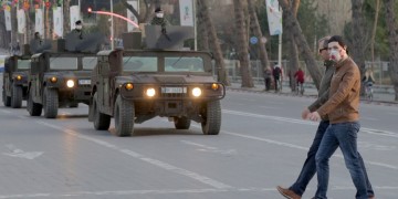 Κορονοϊός: Απαγόρευση μετακινήσεων στην Τουρκία, στρατιωτικός νόμος στην Αλβανία