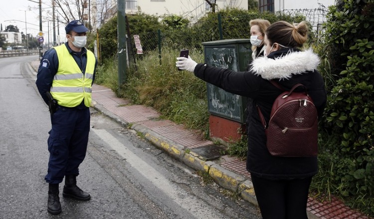 Επιστρέφει το SMS στο 13033 για τις μετακινήσεις – Τι αλλάζει σε σχέση με το πρώτο lockdown