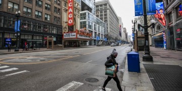 Οι ΗΠΑ το εν δυνάμει νέο επίκεντρο της επιδημίας του κορονοϊού, προειδοποιεί ο ΠΟΥ