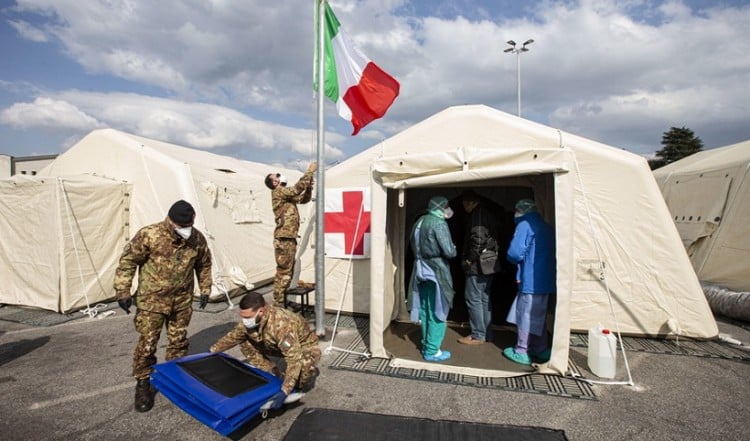 Ιταλία: 683 νέοι θάνατοι, κραυγή αγωνίας από το Νότο