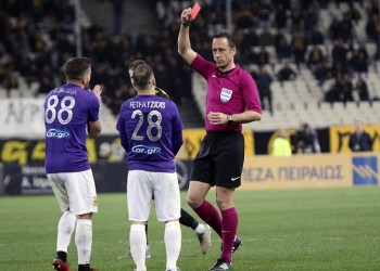 Ένταση και καθυστερήσεις στο ΑΕΚ-Άρης για το Κύπελλο
