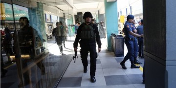 Φιλιππίνες: Περιστατικό ομηρίας σε εμπορικό κέντρο στη Μανίλα